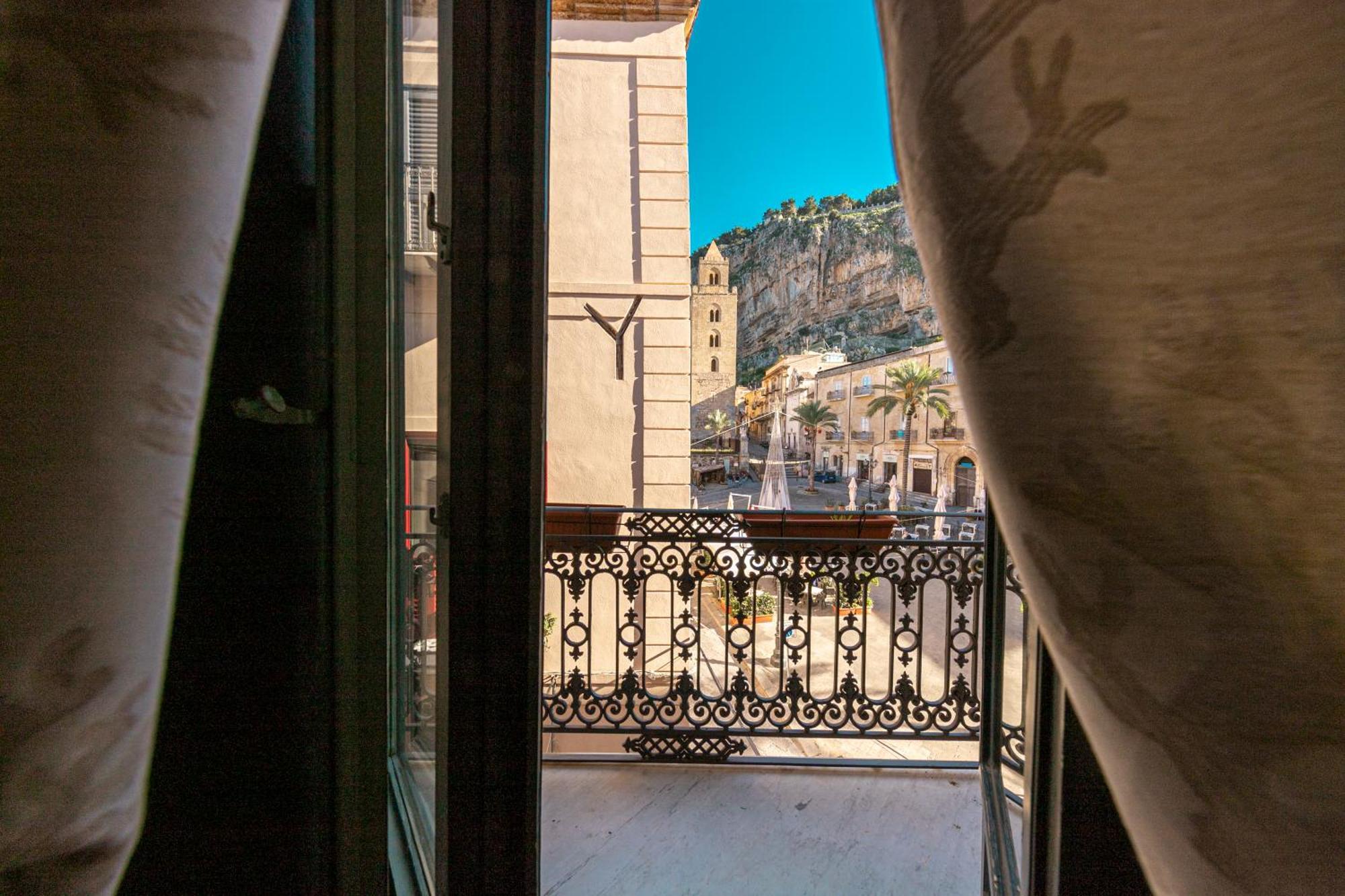 Palazzo Villelmi Cefalu Bagian luar foto